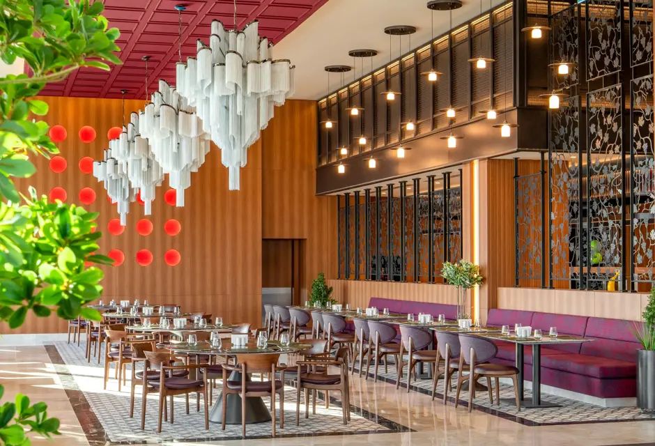 THE BUFFET MAIN RESTAURANT38