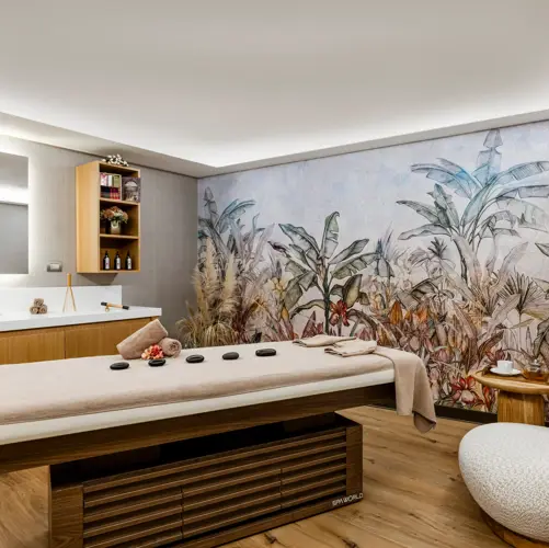 H HOT STONE MASSAGE ROOM 1