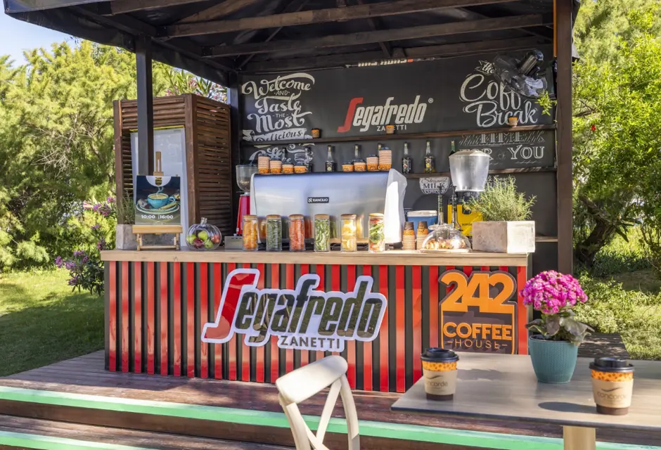 242 COFFEE HOUSE 3 (Büyük)