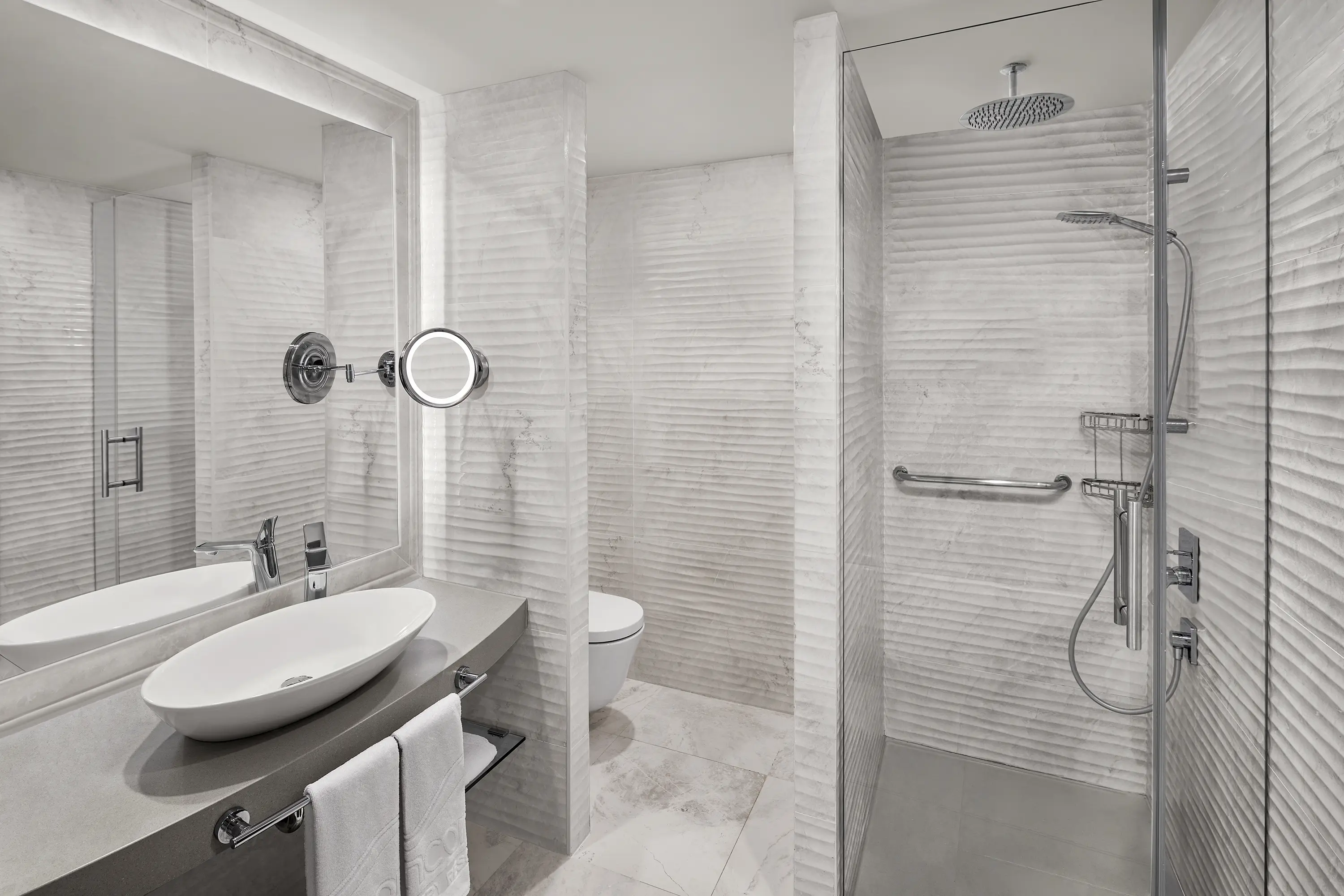 FAMILY LAGOON SUITE9