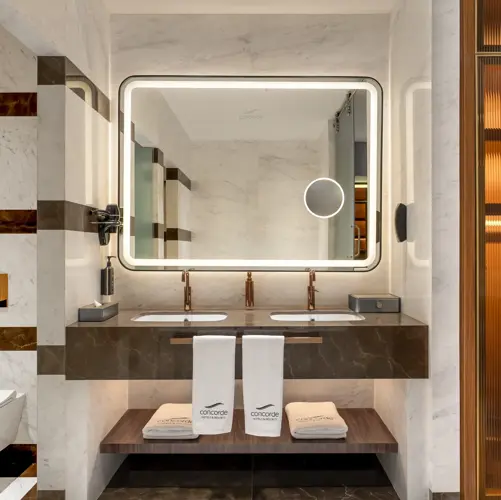 SIGNATURE SUITE (2 BEDROOM)6