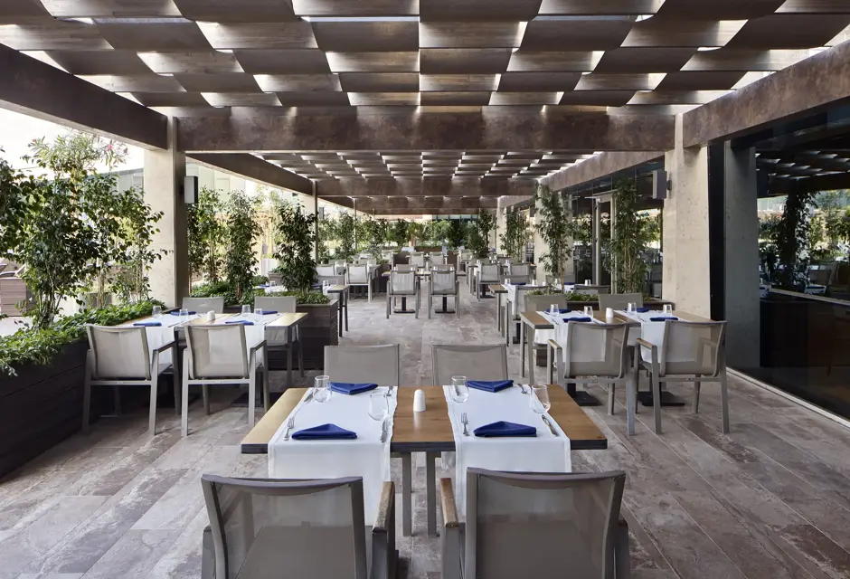 THE BUFFET MAIN RESTAURANT1