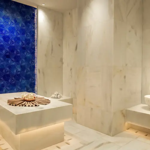 AURA WELLNESS & SPA5
