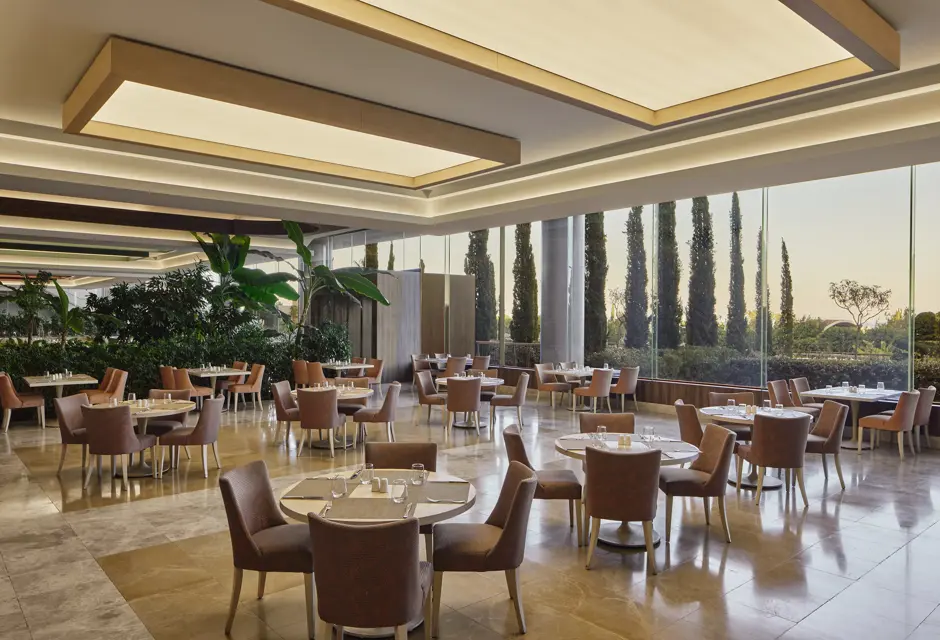 THE BUFFET MAIN RESTAURANT6