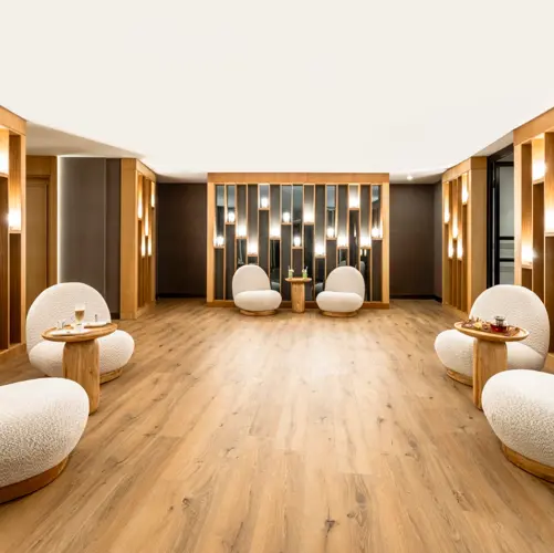 H RELAXATION LOUNGE 2