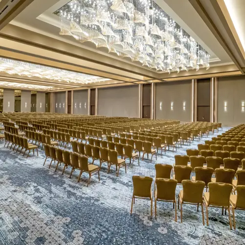 OPERA BALL ROOM5