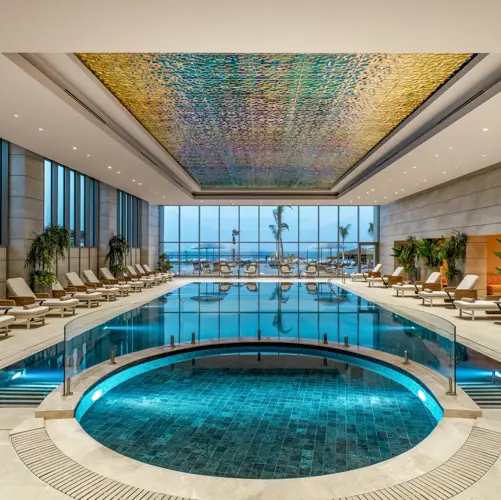 AURA WELLNESS & SPA16