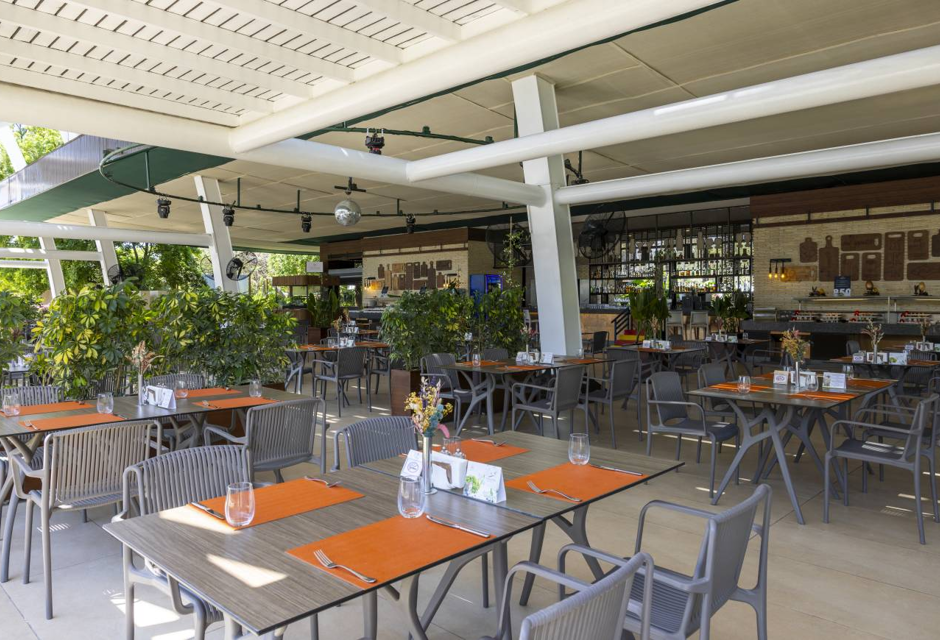 The Garden Gourmet Restaurant 6