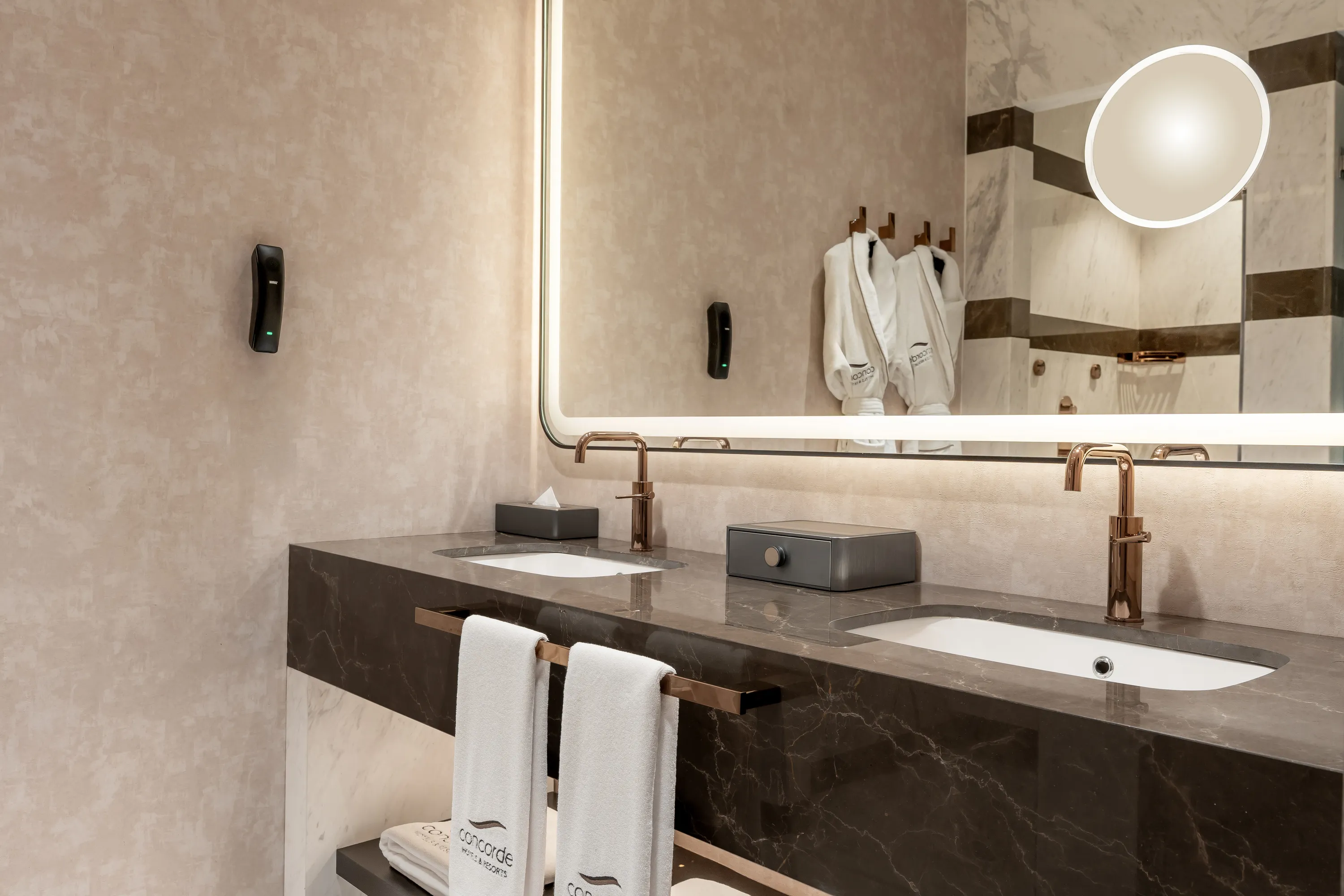 PRESIDENTAL SUITE19