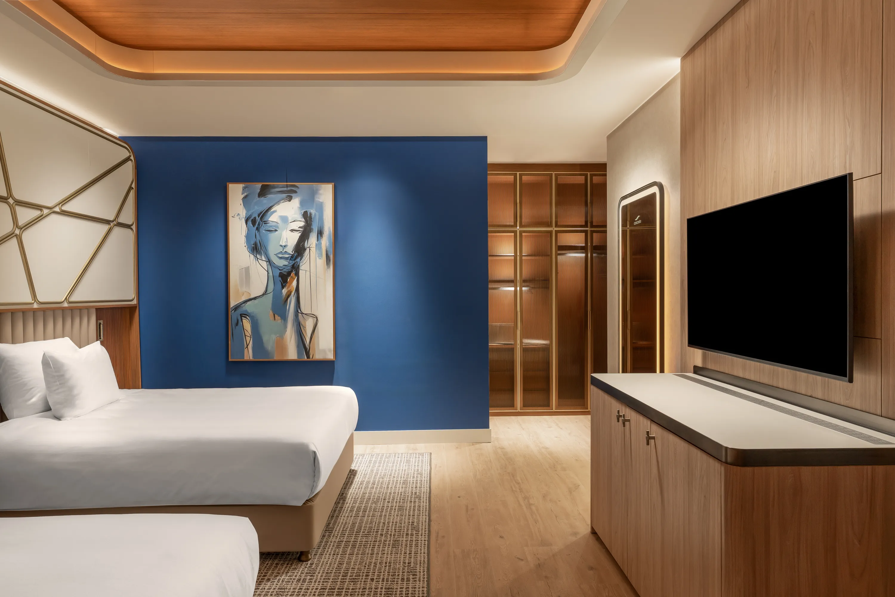 SIGNATURE SUITE (2 BEDROOM)13