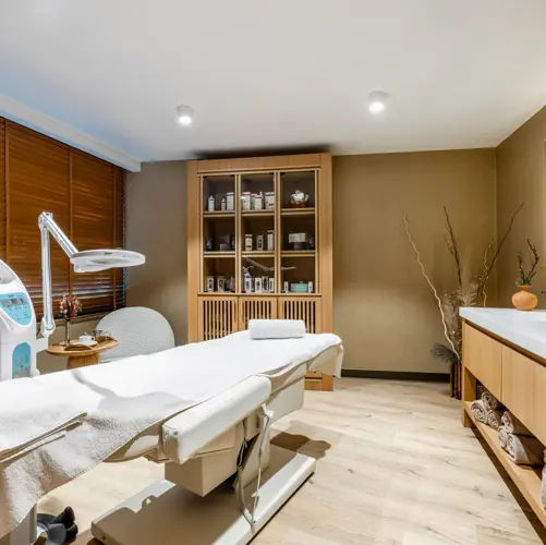 H FACIAL TREATMENT ROOM 2