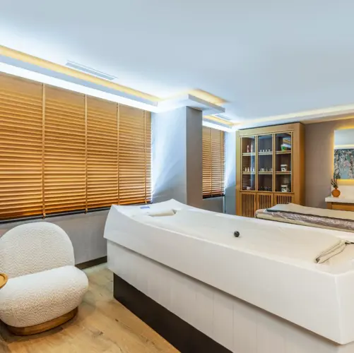 H ALGAE TREATMENT ROOM 1