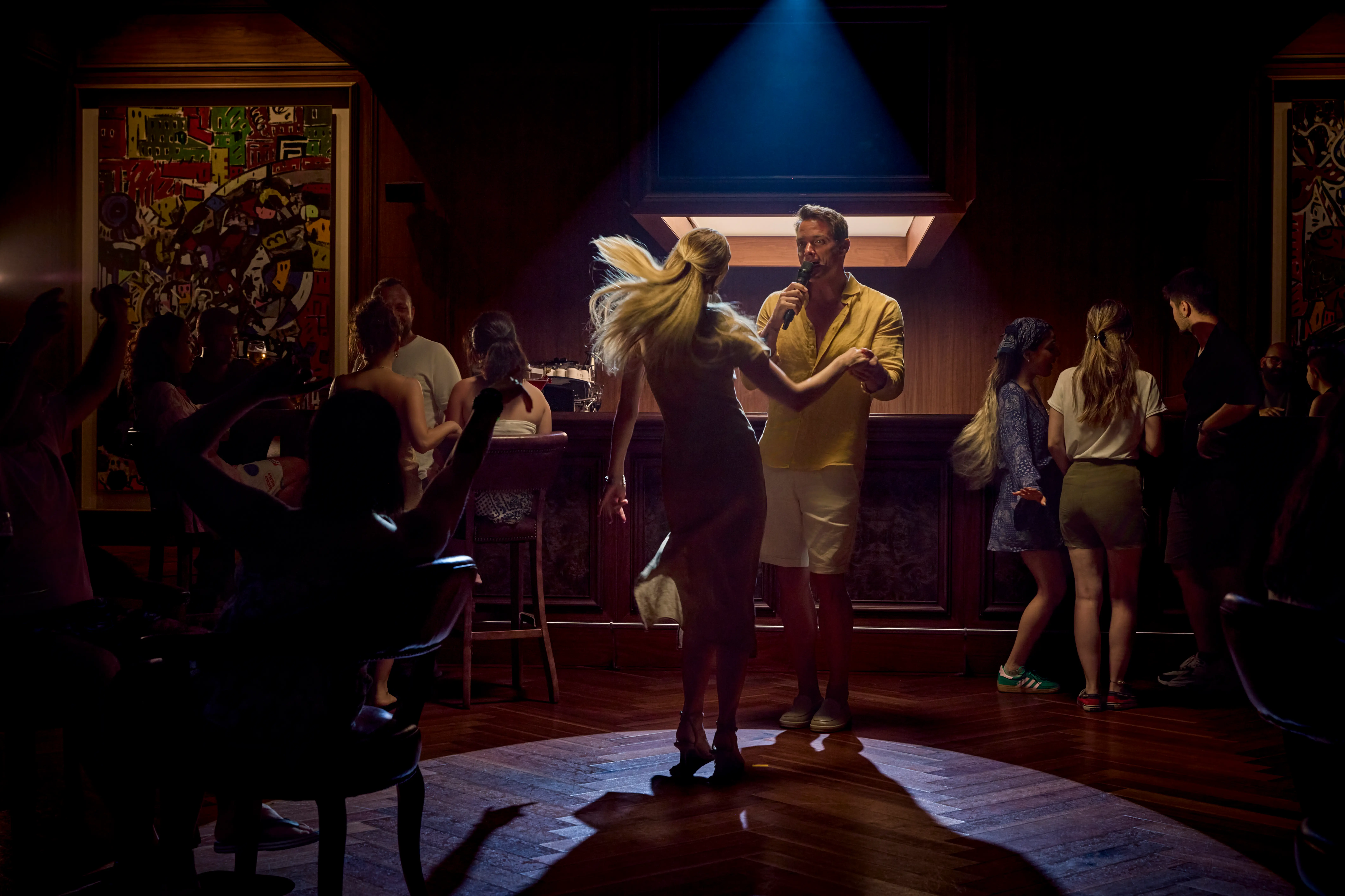 Bar, Lounge ve Kulüpler