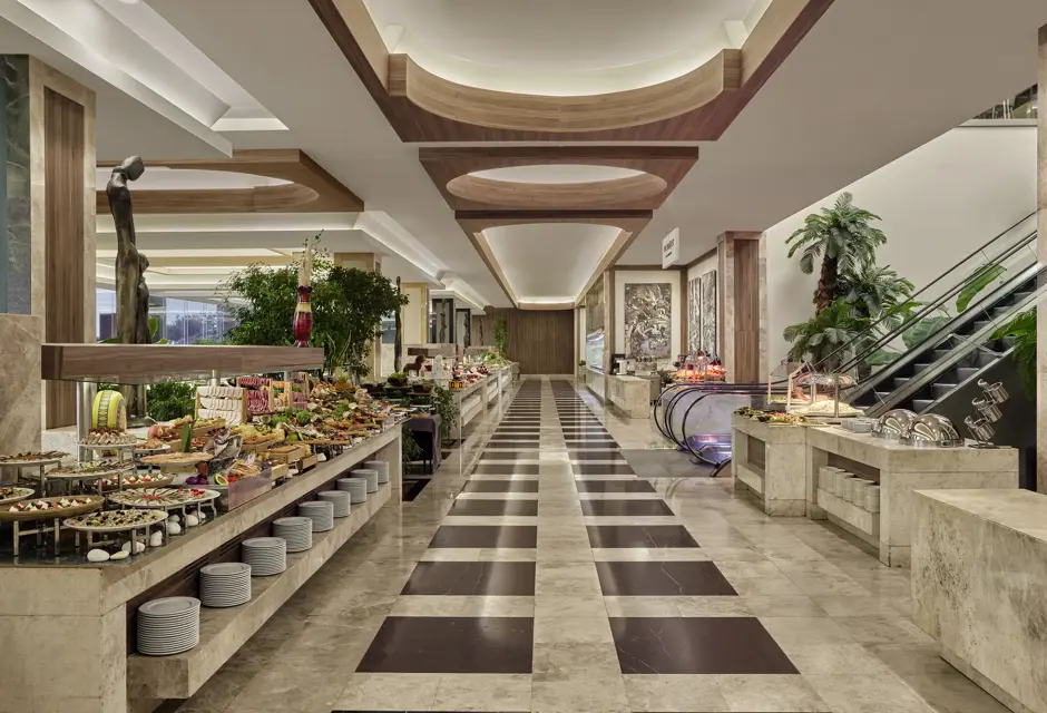 THE BUFFET MAIN RESTAURANT2