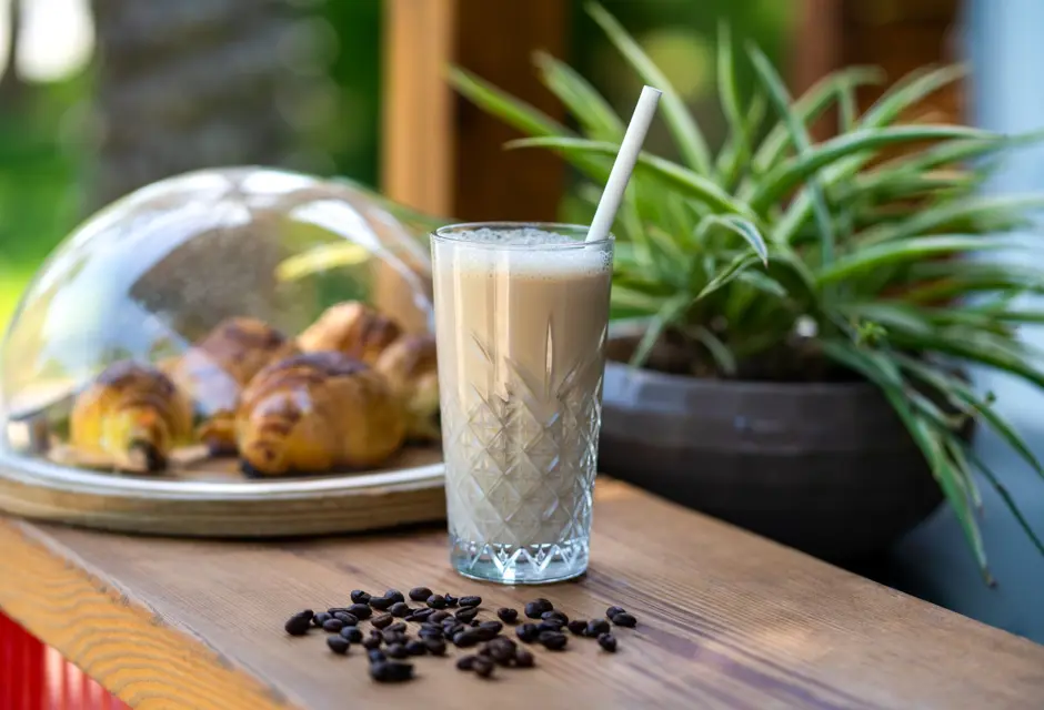 BIG 242 COFFEE HOUSE 3 (Büyük)