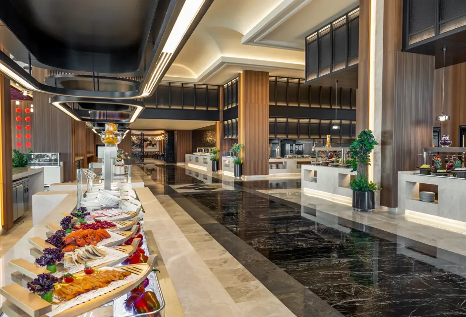 THE BUFFET MAIN RESTAURANT38
