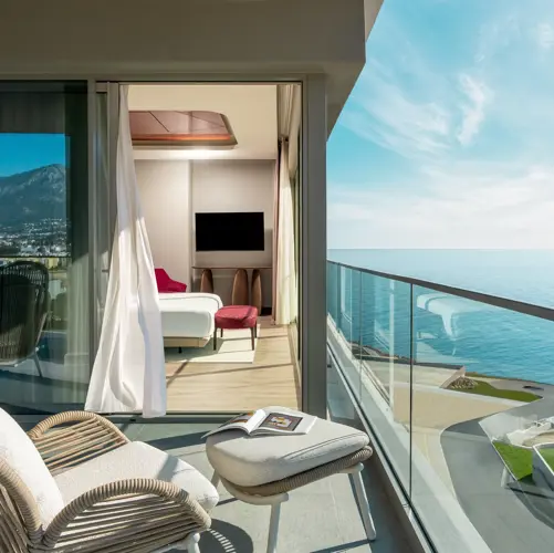 SIGNATURE SUITE (1 BEDROOM)16